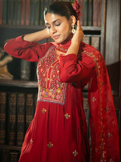 Dhiyona IE Women Floral Embroidered Regular Thread Work Kurta with Trousers & With Dupatta