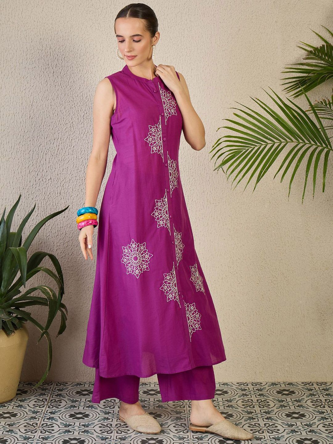 Dhiyona IE Floral Embroidered A-Line Pure Cotton Kurta With Trousers