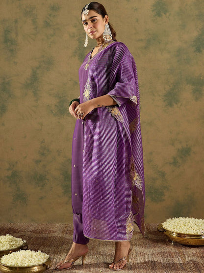 Dhiyona IE Ethnic Motifs Embroidered Thread Work Kurta With Trousers & Dupatta