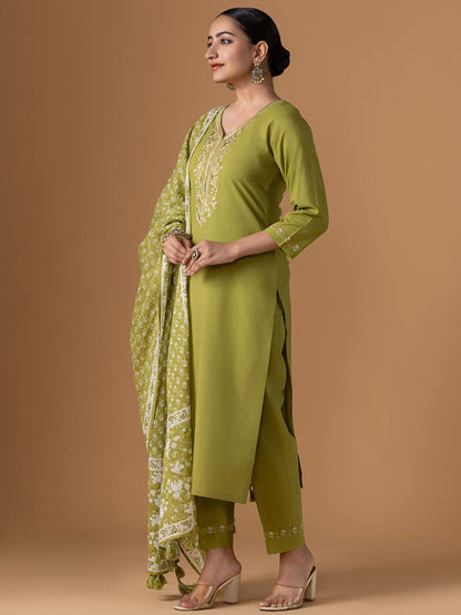 Dhiyona WP Women Ethnic Motifs Printed Cotton Kurta with Trousers & Dupatta