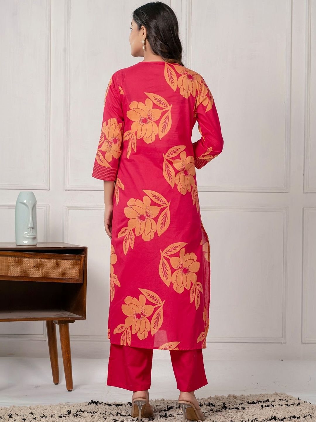 Women Floral Printed Regular Pure Cotton Kurta with Trousers