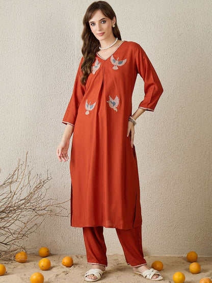 Women Ethnic Motifs Embroidered Pleated Thread Work Kurta with Trousers
