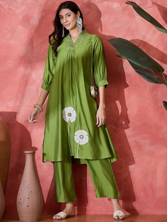 Dhiyona SN Women's Floral Embroidered V-Neck Mirror Work A-Line Kurta With Palazzo