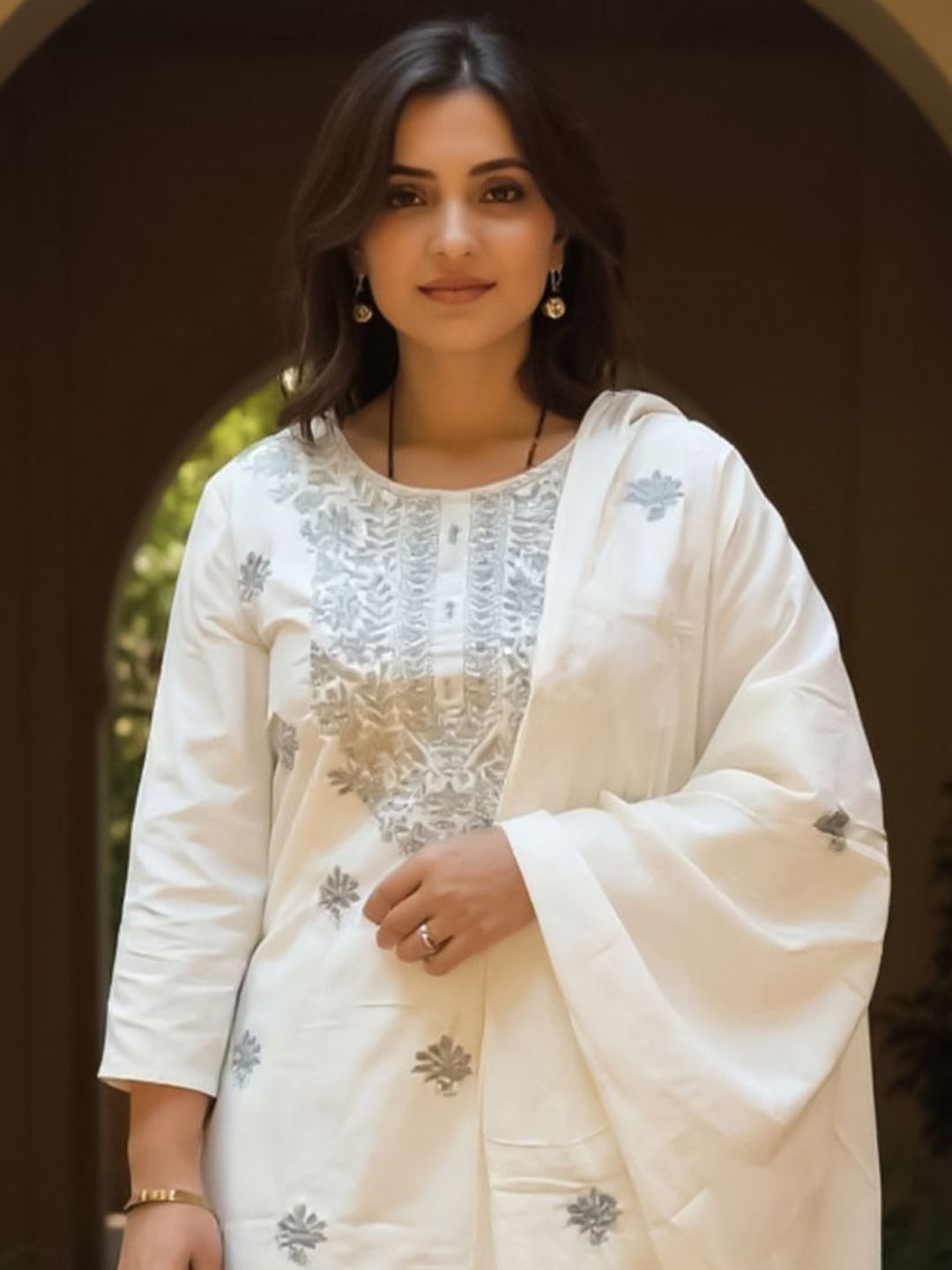 Women Floral Embroidered Round Neck Cotton Kurta with Trousers & Dupatta