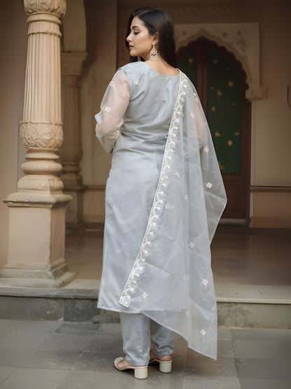 Dhiyona IE Women's Women Floral Embroidered Kurta with Trousers & Dupatta