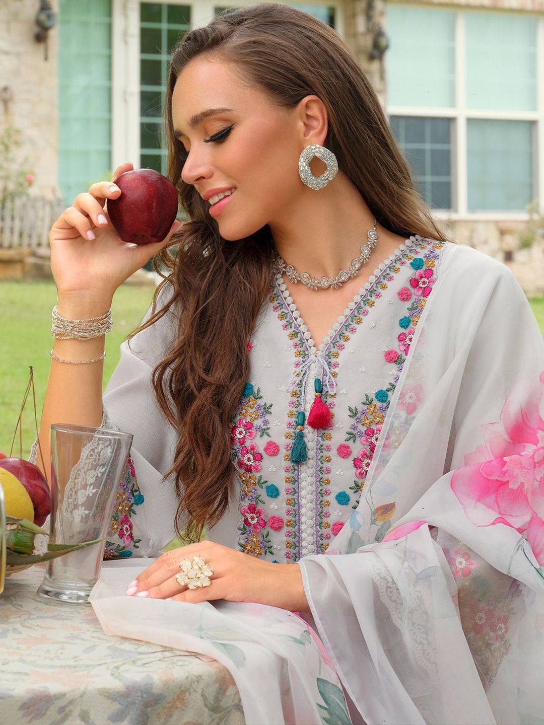 Women Floral Embroidered Kurta with Trousers & Dupatta