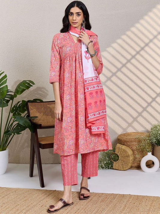 Floral Printed Panelled Pure Cotton Kurta With Trousers & Dupatta