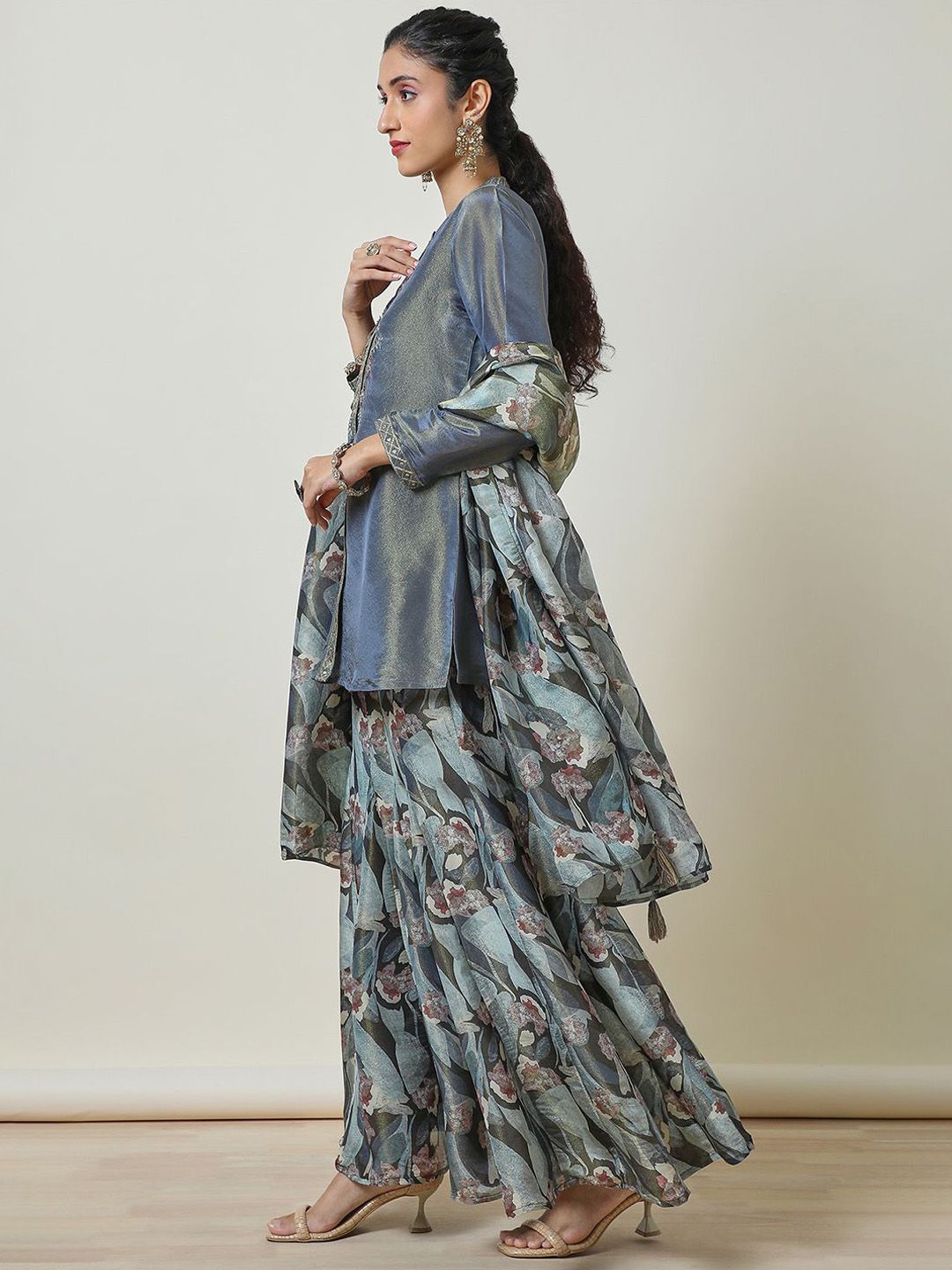 Dhiyona SO Women's Floral Embroidered Thread Work Tissue Straight Kurti with Palazzos & Dupatta
