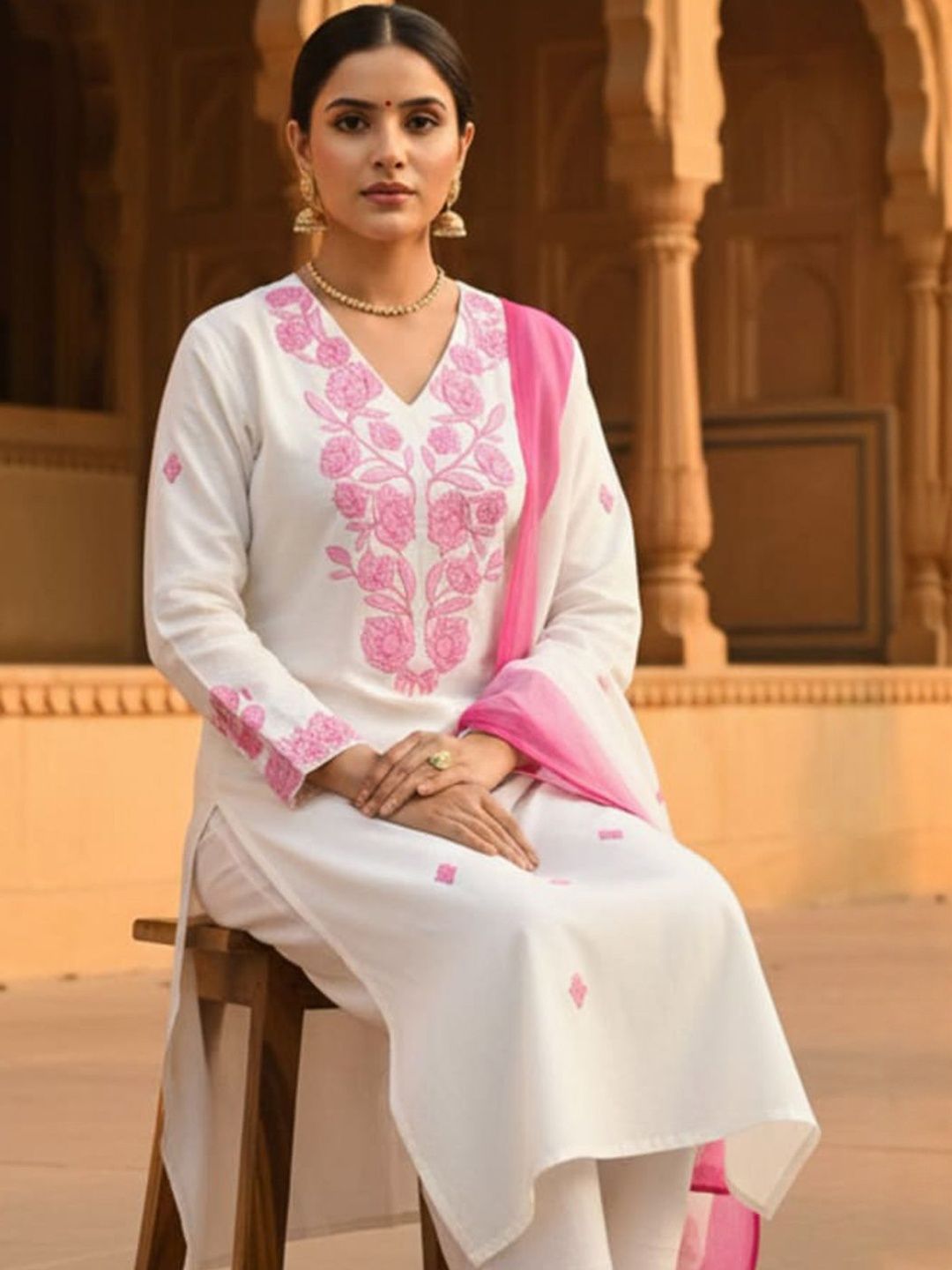 Women Floral Embroidered Thread Work Kurta with Trousers & Dupatta