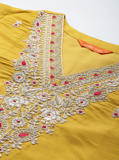 Dhiyona IE Ethnic Motifs Embroidered Sequinned Kurta with Trousers & With Dupatta