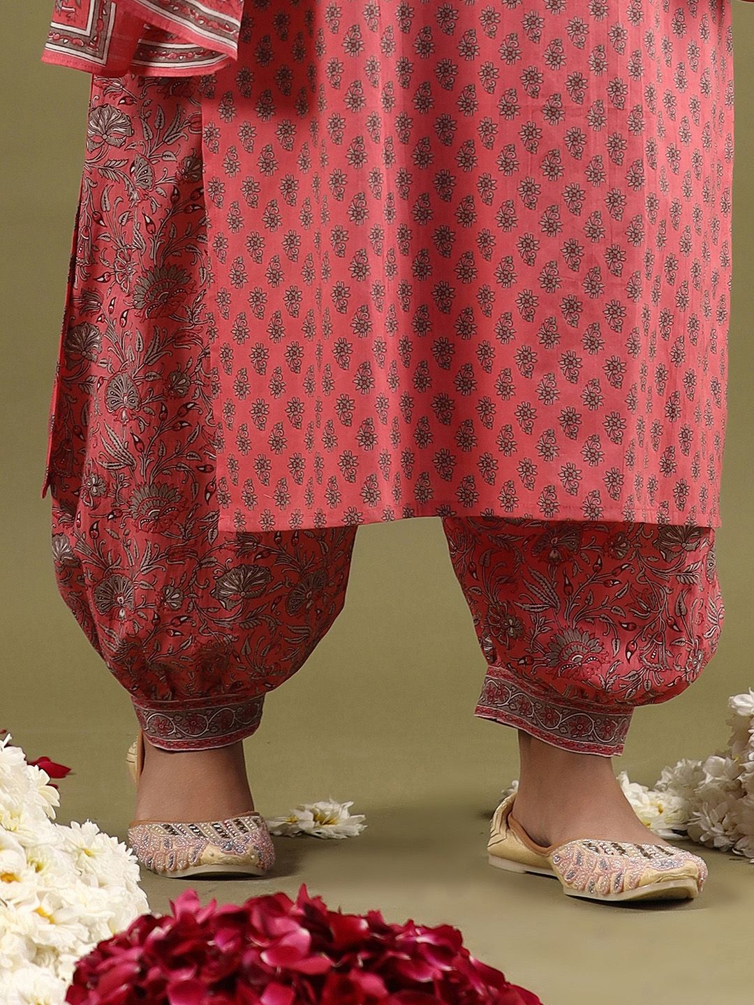 Dhiyona IE Women Ethnic Motifs Printed Regular Pure Cotton Kurta with Salwar & With Dupatta