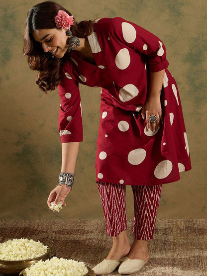 Dhiyona IE V-Neck Printed Pleated Pure Cotton A-Line Kurta with Trousers