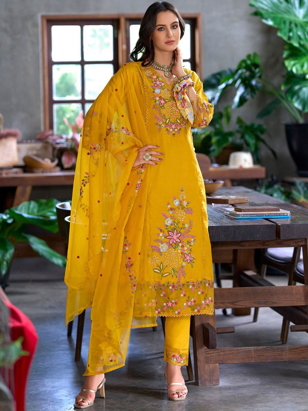 Women Floral Embroidered Panelled Sequinned Kurta with Trousers & With Dupatta