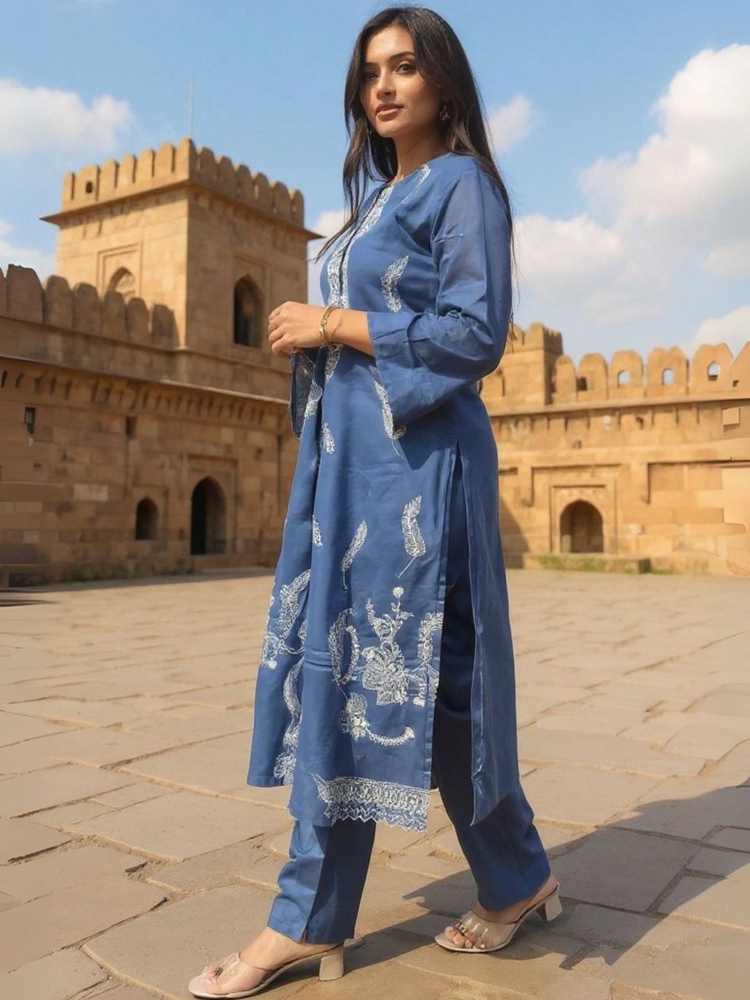Ethnic Motifs Embroidered Thread Work Pure Cotton Kurta With Trousers & Dupatta