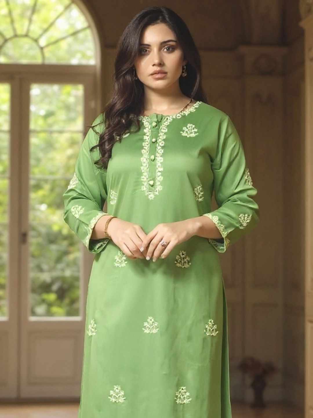 Dhiyona IE Women Ethnic Motifs Embroidered Kurta with Trousers