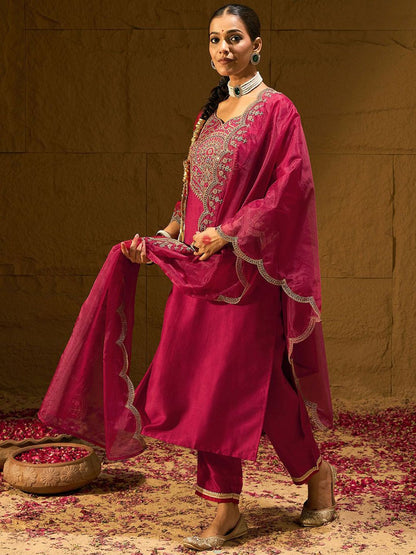 Dhiyona IE Floral Embroidered Sweetheart Neck Straight Kurta With Trousers & Dupatta