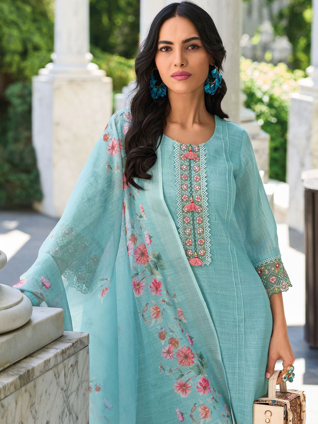 Dhiyona IE Women Floral Yoke Design Regular Thread Work Linen Kurta with Trousers & With Dupatta