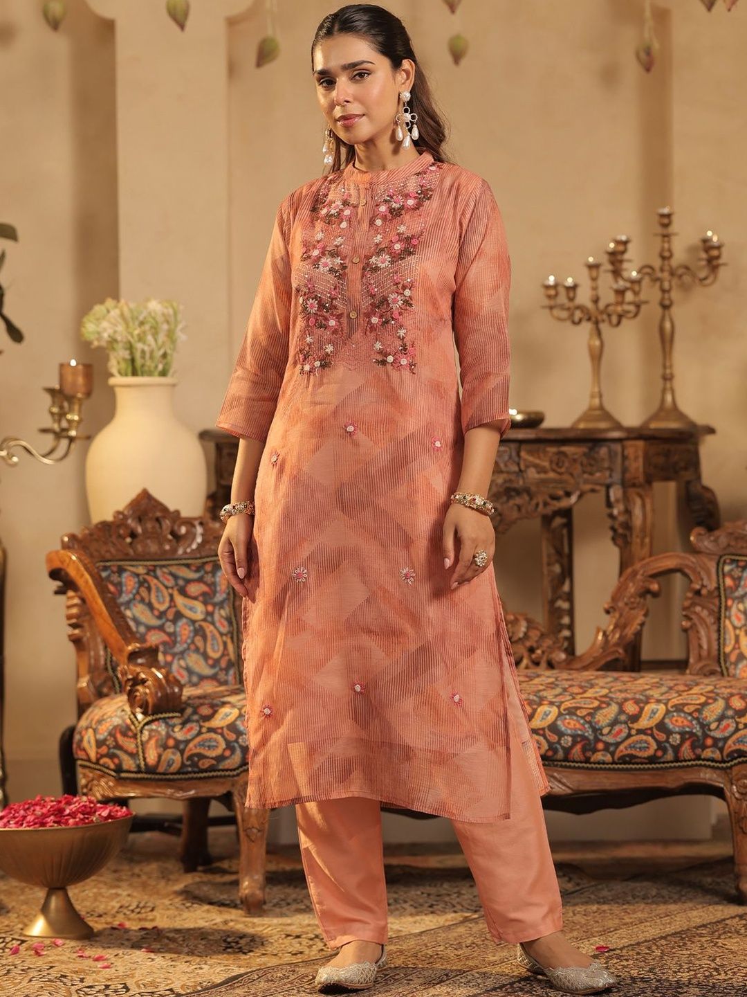 Floral Embroidered Straight Thread Work Kurta With Trousers & Dupatta