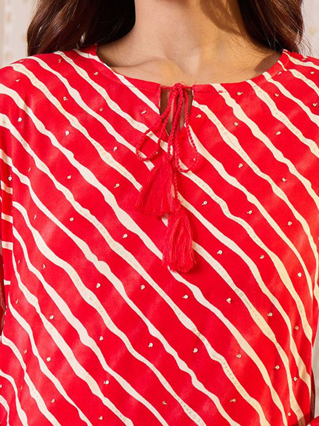 Dhiyona IE Printed Tie-Up Neck Tunic With Trouser