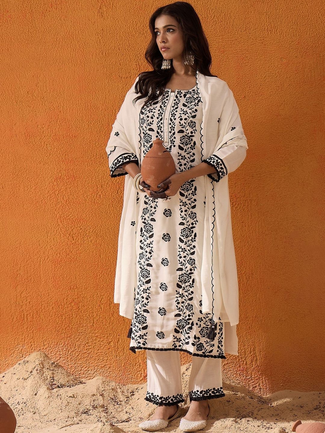 Women Ethnic Motifs Embroidered Kurta with Trousers & Dupatta