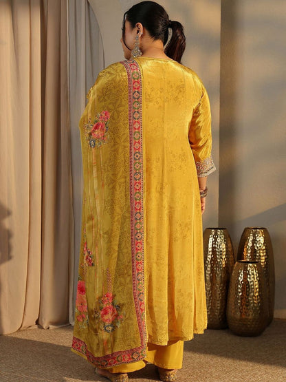 Dhiyona Women's Plus Size Floral Embroidered Kurta with Trousers & Dupatta