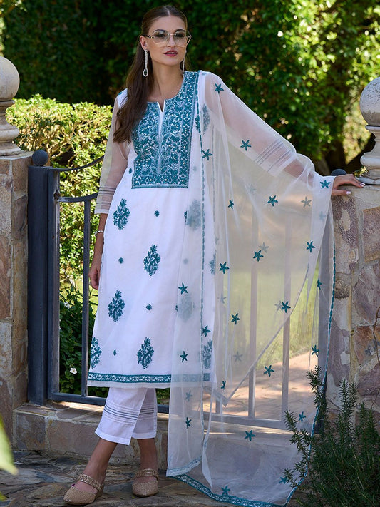 Dhiyona IE Floral Embroidered Notch Neck Thread Work Organza Kurta With Trousers & Dupatta