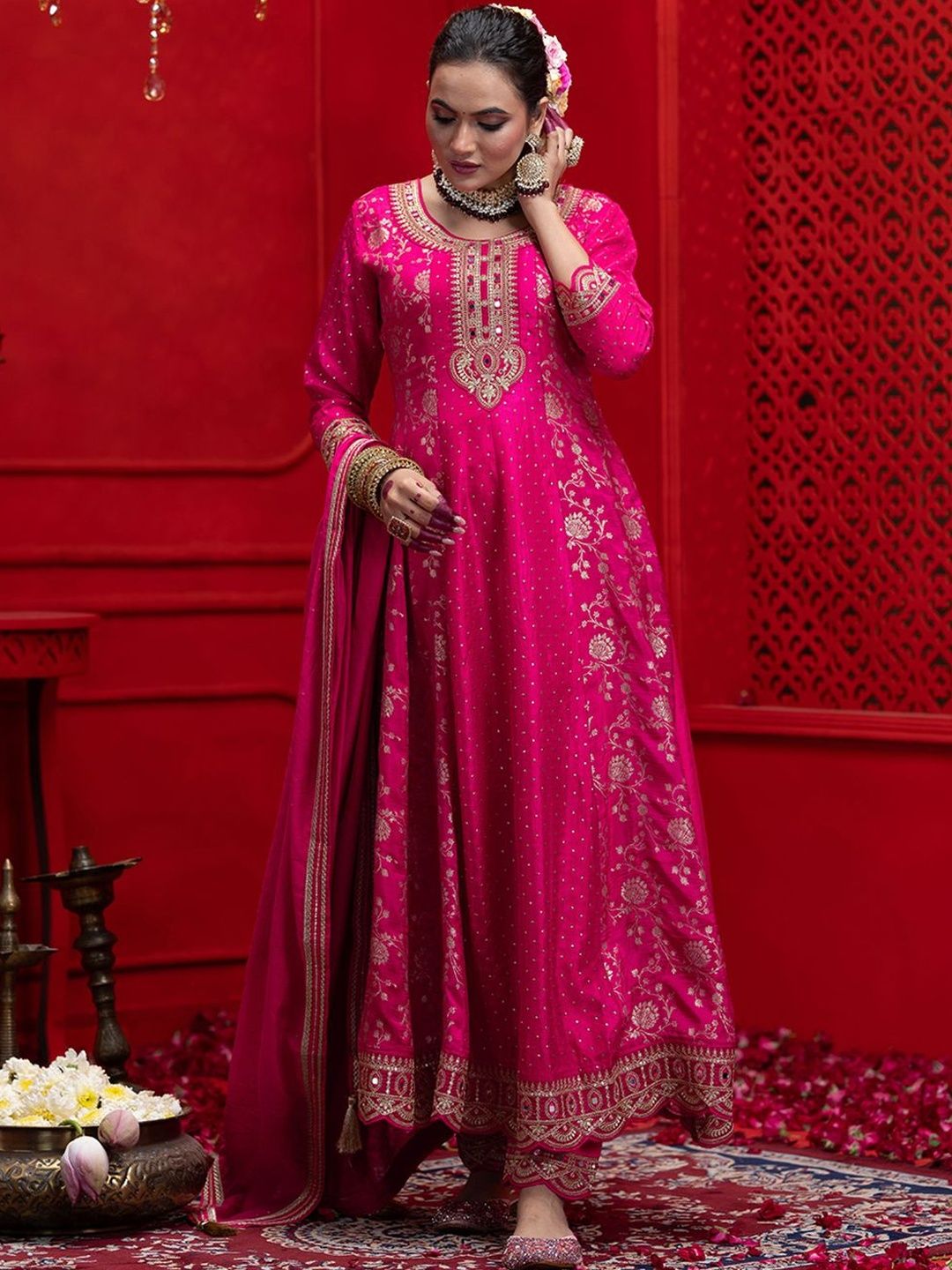 Dhiyona CH Women Ethnic Motifs Embroidered Panelled Thread Work Kurta with Trousers & With Dupatta