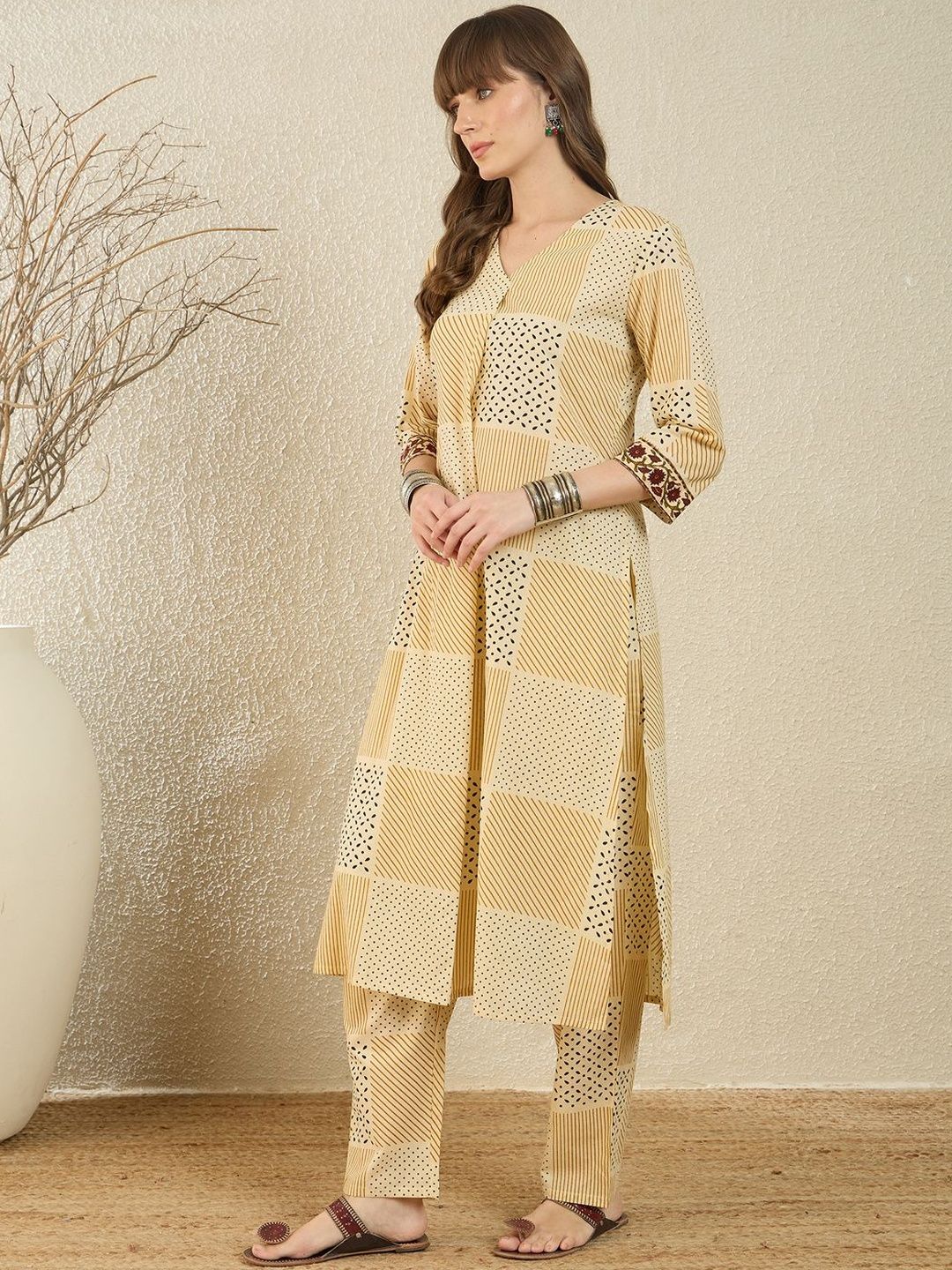 Printed V-Neck Pure Cotton Kurta With Trouser