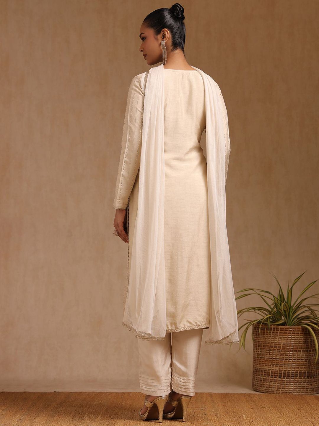 Dhiyona SO Women's Women Woven Design Embroidered Beads and Stone Kurta Set With Dupatta