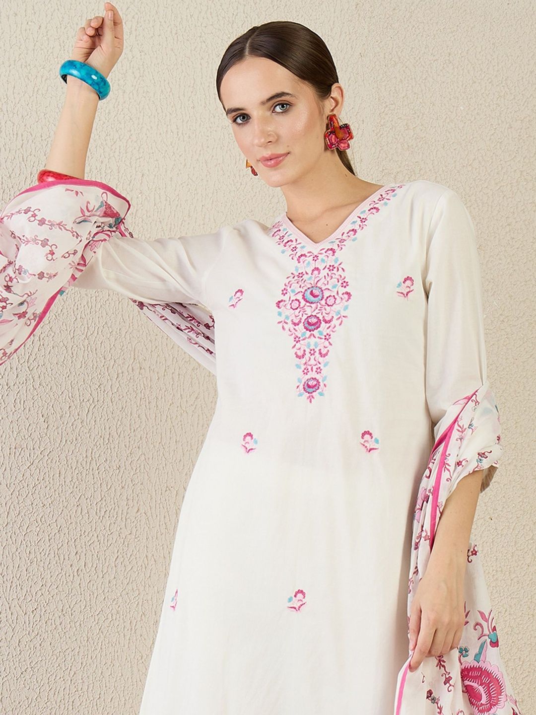 Ethnic Motifs Embroidered Thread Work Pure Cotton Kurta With Trouser & Dupatta