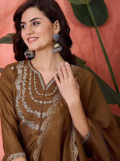 Dhiyona SN Women's Embroidered V-Neck Kurta, Trousers & Dupatta Set