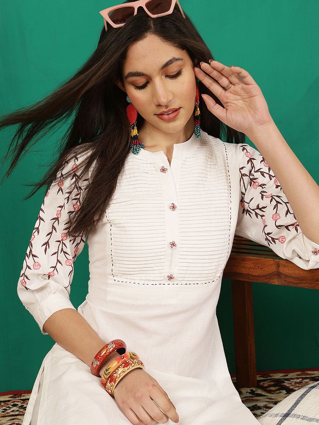 Dhiyona SN Women's Embroidered Mandarin Collar Cotton Kurta With Trouser