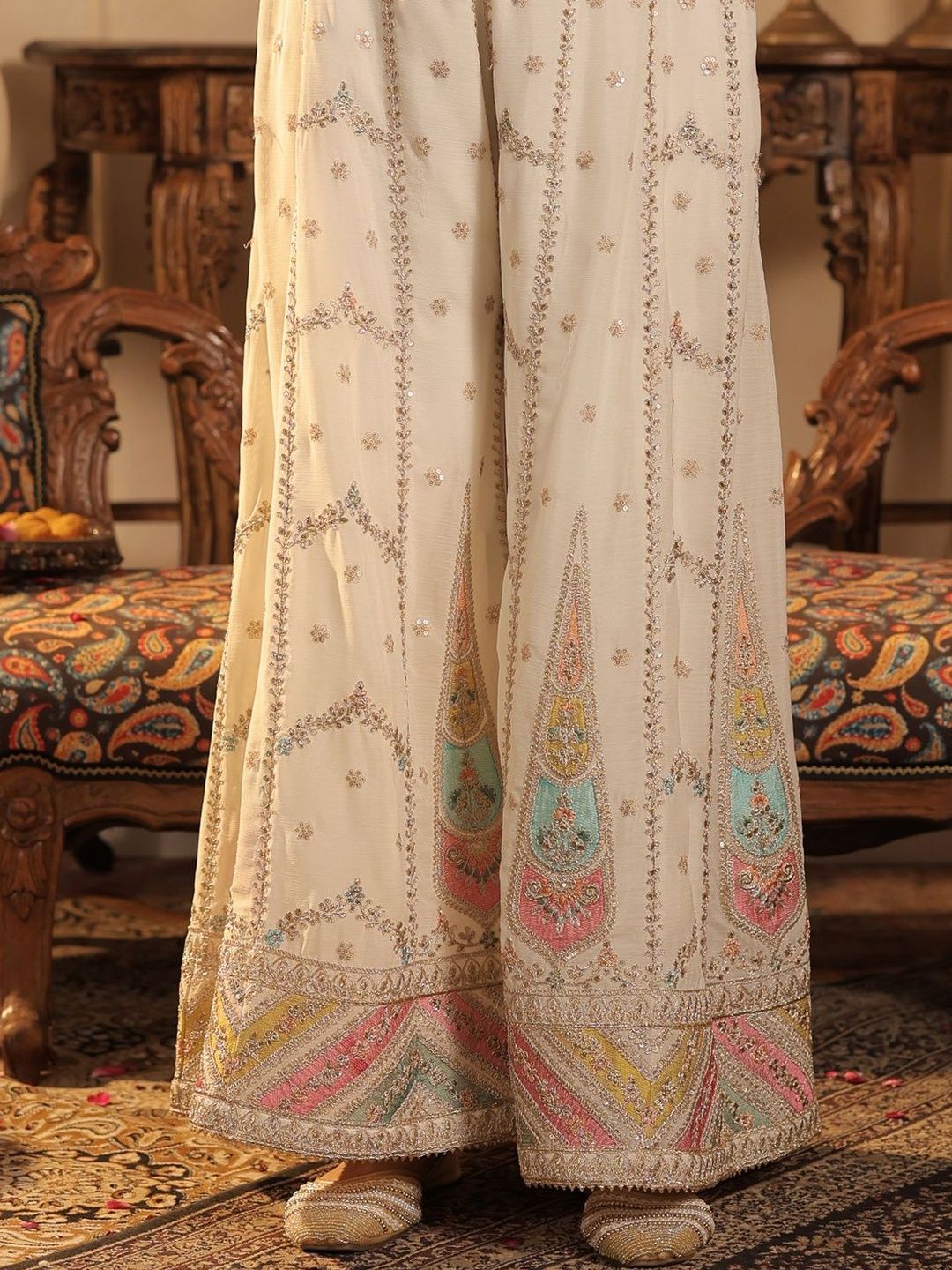 Women Ethnic Motifs Embroidered Kurta with Palazzos & Dupatta