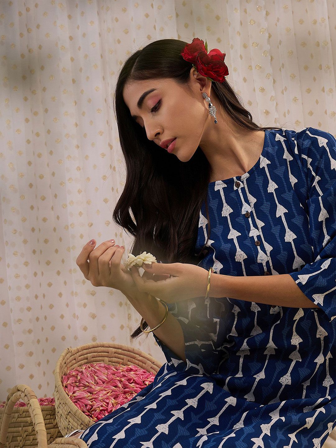 Dhiyona IE Geometric Printed Round Neck Straight Kurta