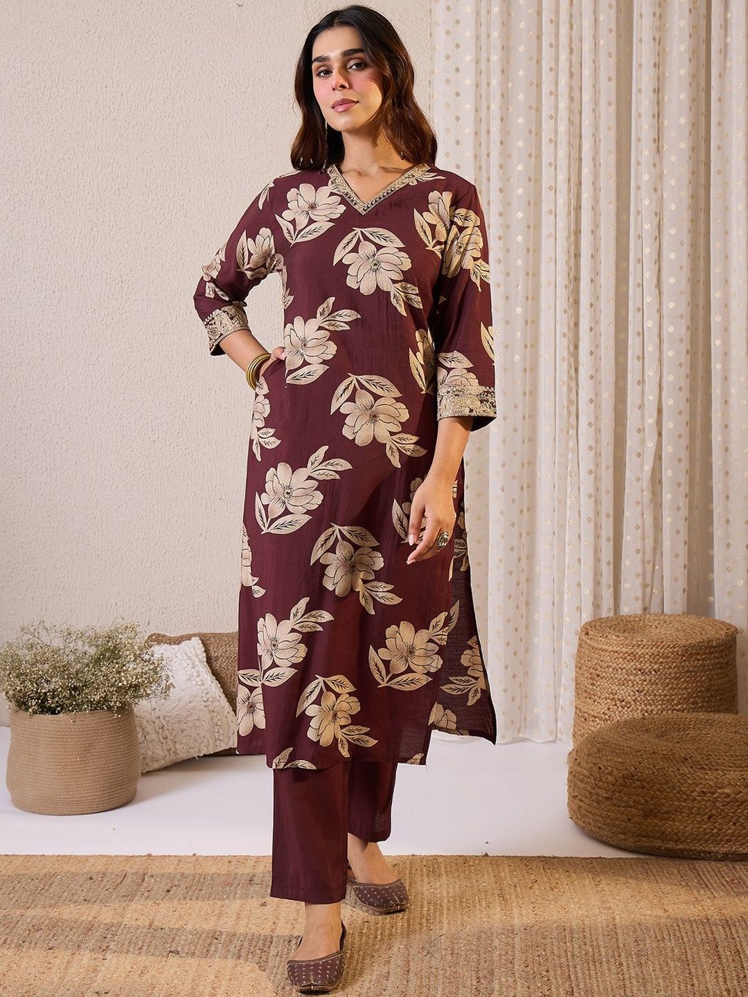 Women Floral Printed Kurta with Trousers & Dupatta