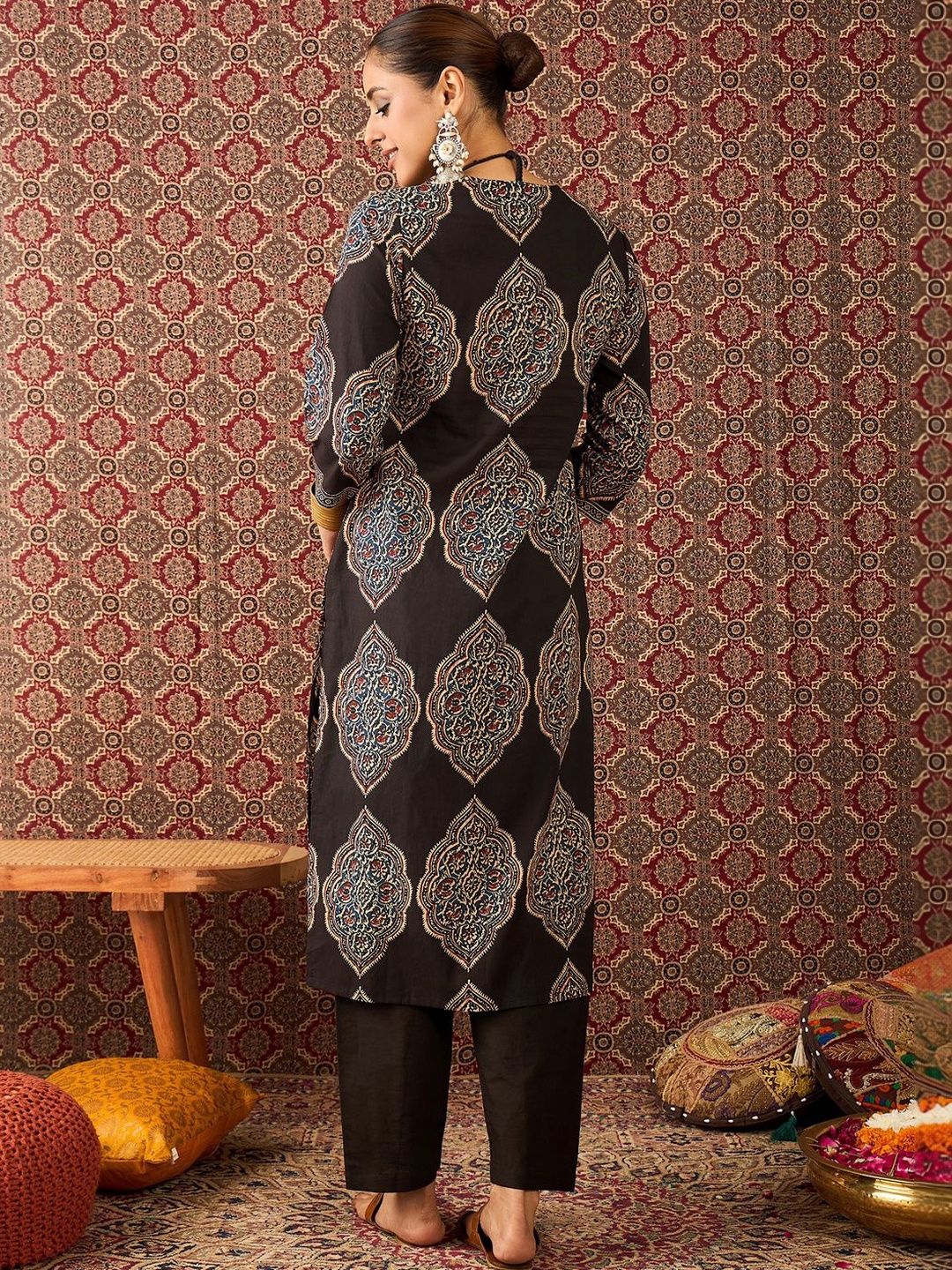 Women Ethnic Motifs Printed Regular Pure Cotton Kurta with Trousers