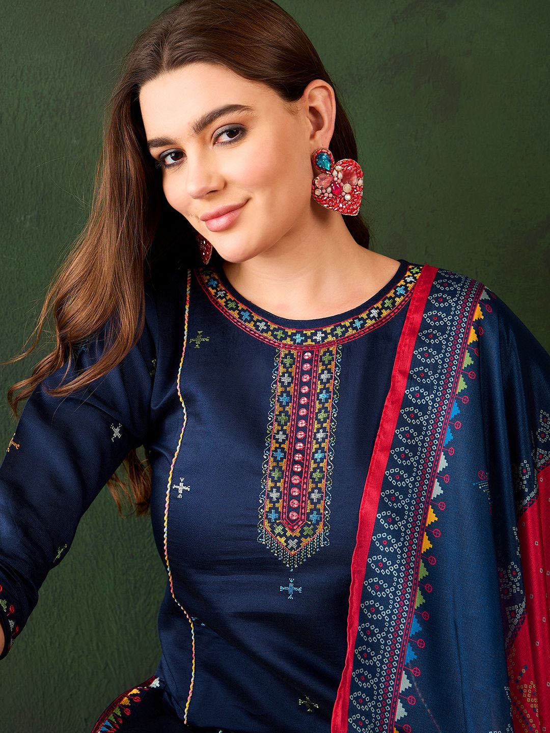 Dhiyona SN Women's Sequence Embroidered Straight Kurta & Trousers With Dupatta