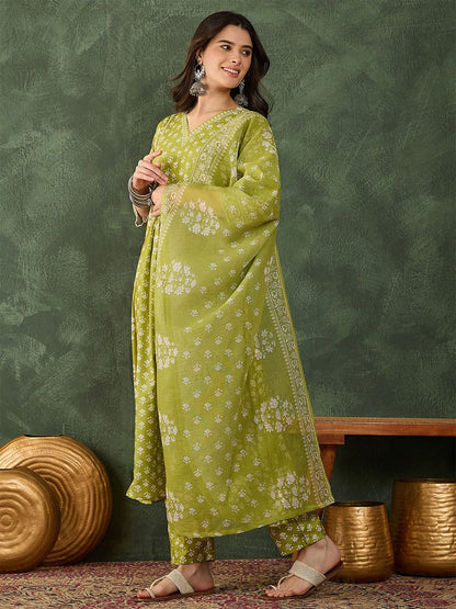 Dhiyona KL Women Ethnic Motifs Embroidered Regular Kurta with Trousers & With Dupatta