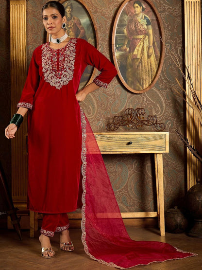 Women Ethnic Motifs Embroidered Thread Work Velvet Kurta & Trousers With Dupatta