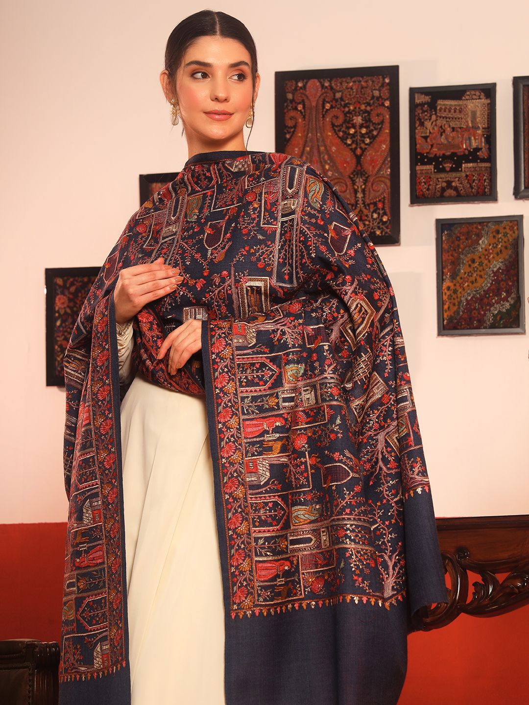 Dhiyona PA Arwina Pure Wool Ethnic Motifs Embroidered Shawl
