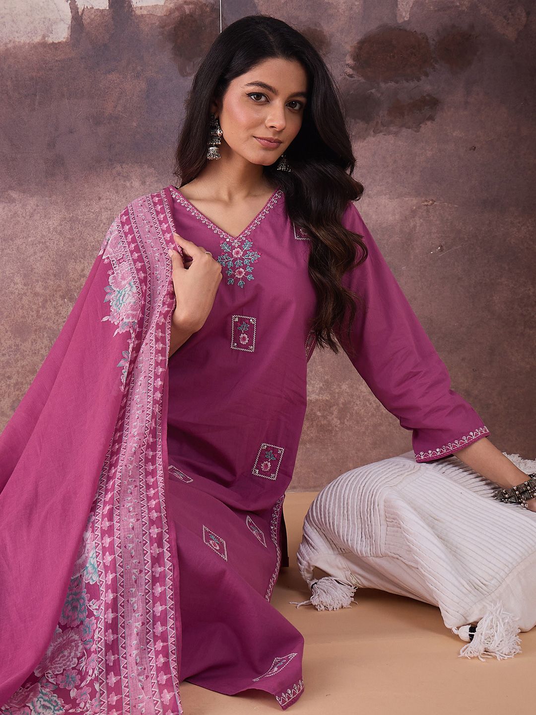 Dhiyona IE Ethnic Motifs Embroidered V-Neck Thread Work Cotton Kurta With Trousers & Dupatta