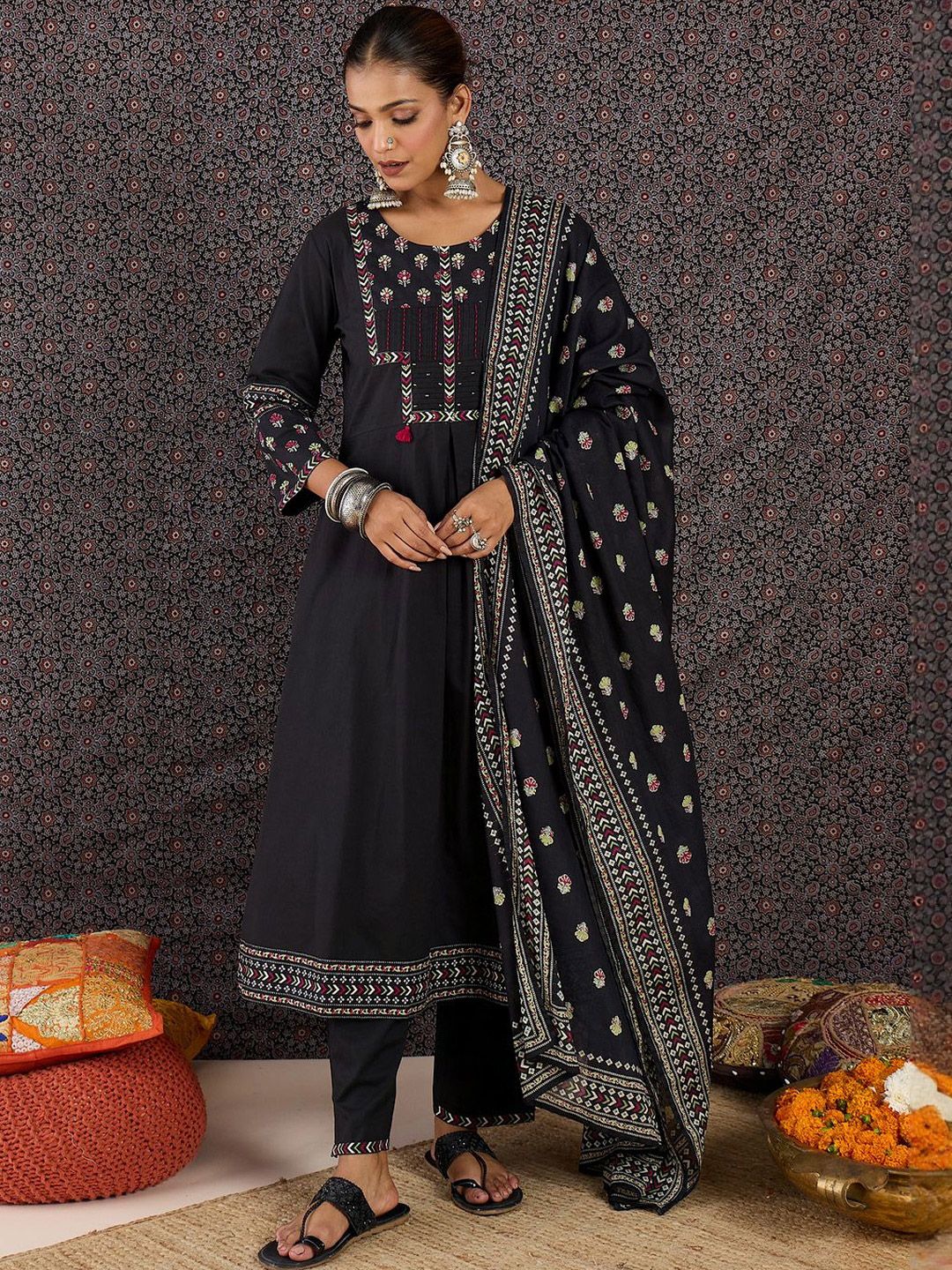 Floral Printed Thread Work Pure Cotton Kurta With Palazzos & Dupatta