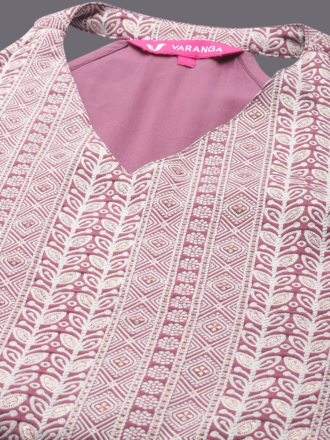 Dhiyona VA Women'sEthnic Motifs Woven Design V-Neck Regular Kurta with Trousers