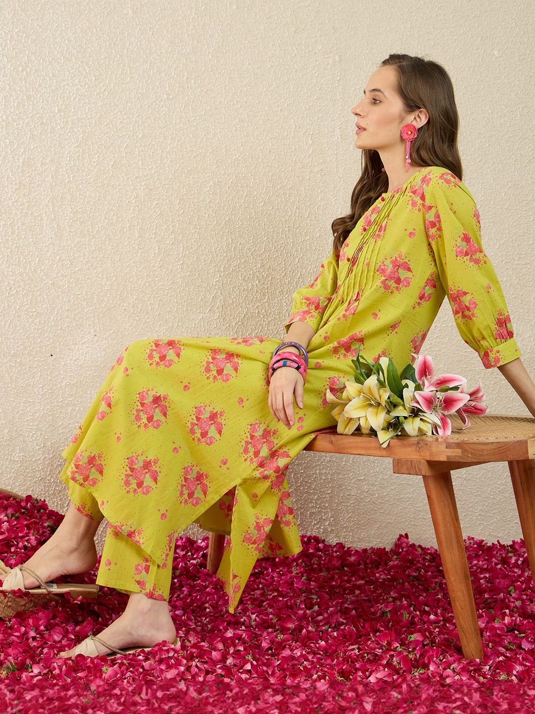 Dhiyona IE Floral Printed Pure Cotton Round-Neck A-Line Top With Trouser