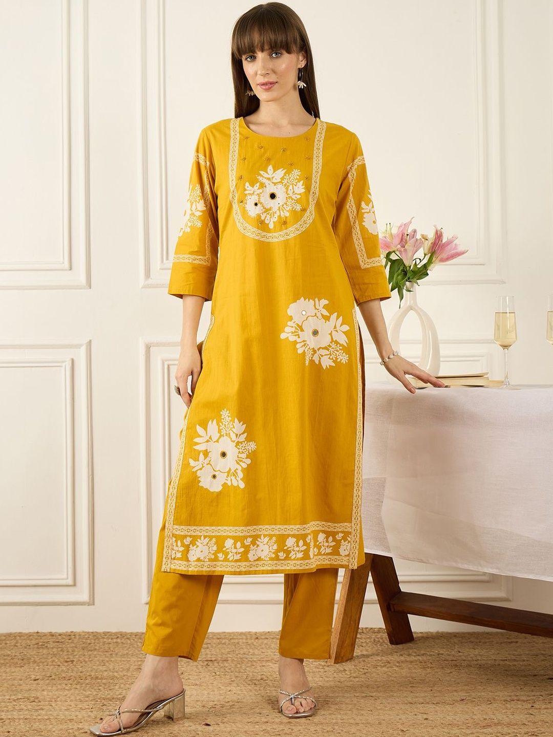 Women Floral Printed Regular Mirror Work Pure Cotton Kurta with Trousers & With Dupatta
