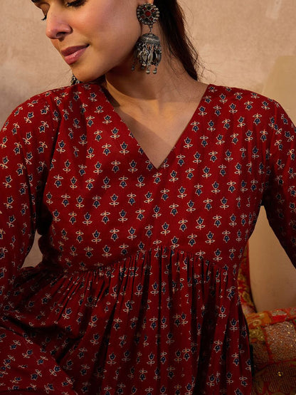 Dhiyona IE Floral Printed V-Neck Pure Cotton Tunic With Trousers