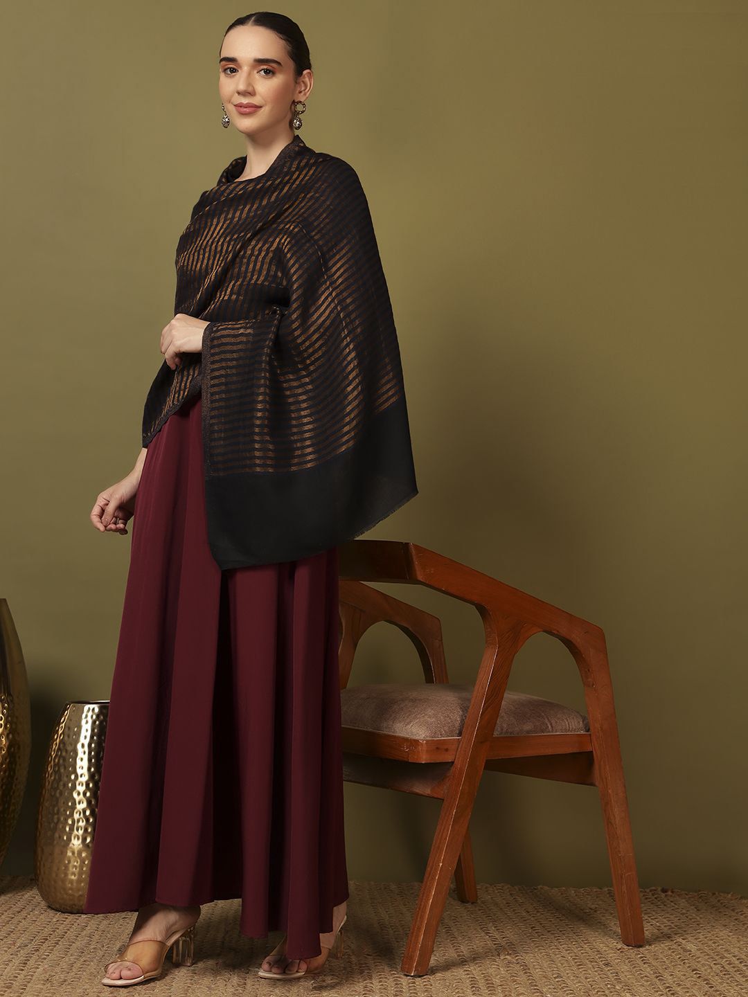 Dhiyona PA Striped Woven Design Reversible Zargul Shawl