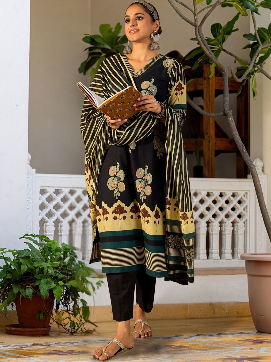 Dhiyona IE Women Ethnic Motifs Printed Regular Pure Cotton Kurta with Trousers & With Dupatta