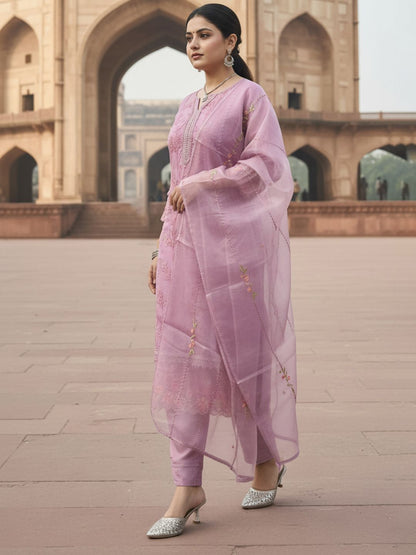 Women Floral Embroidered Regular Thread Work Kurta with Trousers & With Dupatta