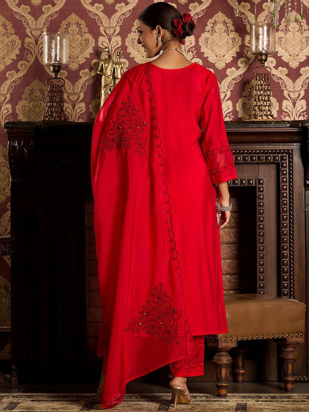 Dhiyona IE Ethnic Motifs Embroidered Sequined Straight Kurta With Trousers & Dupatta